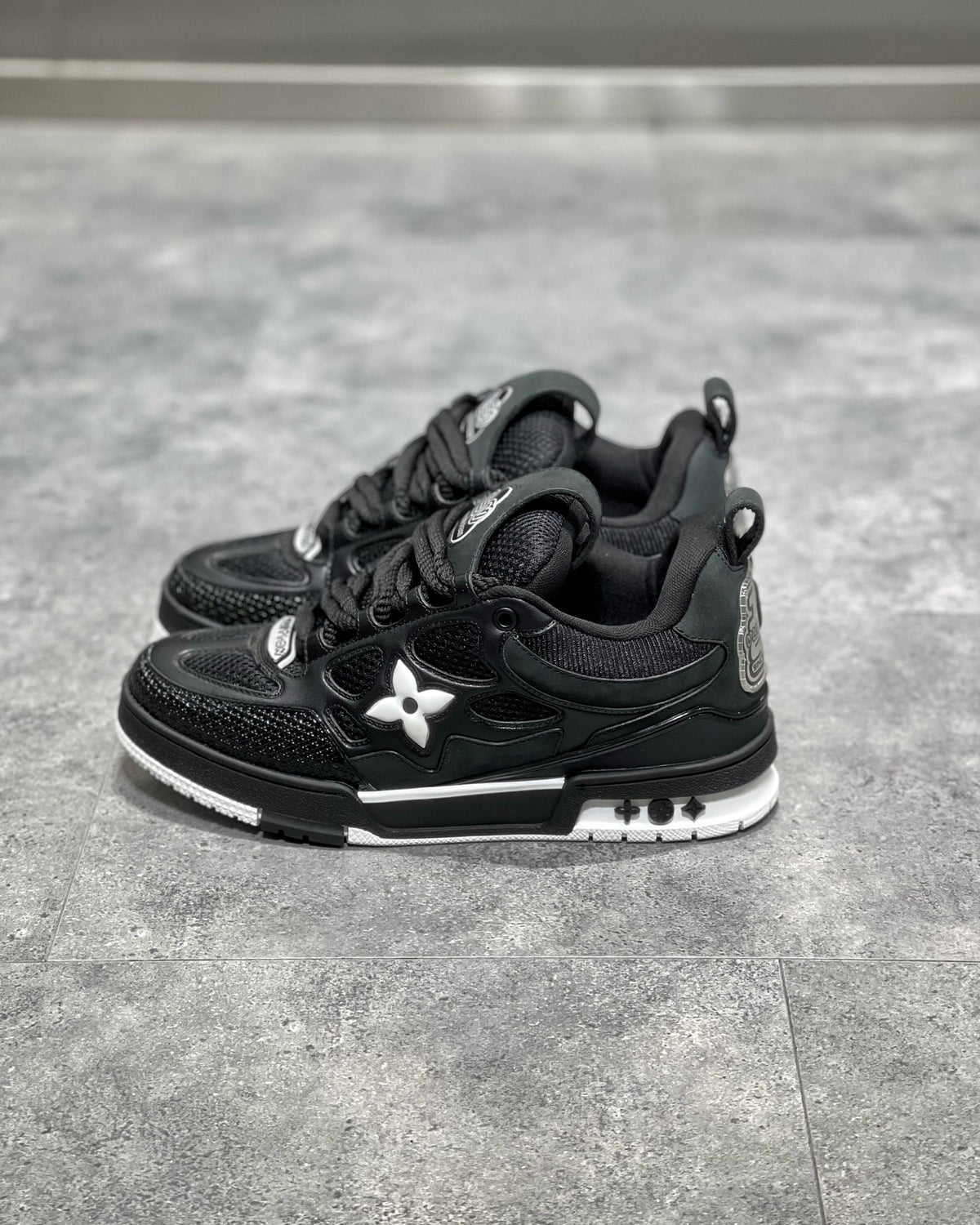 L Skate