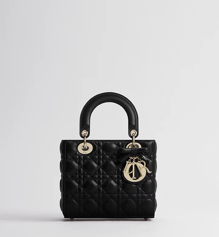 Borsa D
